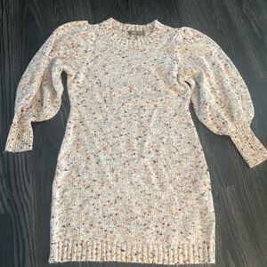 🍍MELONIE BELL SLEEVE SWEATER DRESS🍍SIZE MEDIUM 🍍